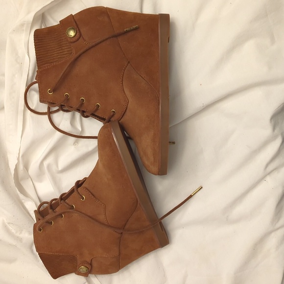 Michael Kors BROWN wedge booties - Picture 6 of 11